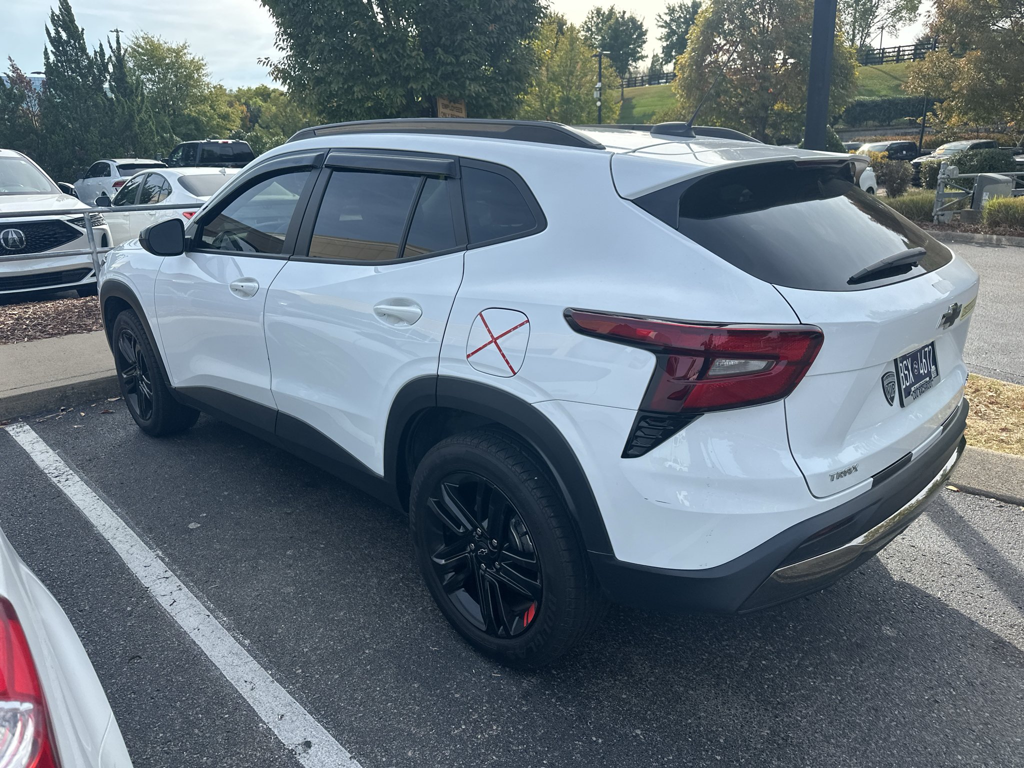 Used 2025 Summit White Chevrolet ACTIV image 5