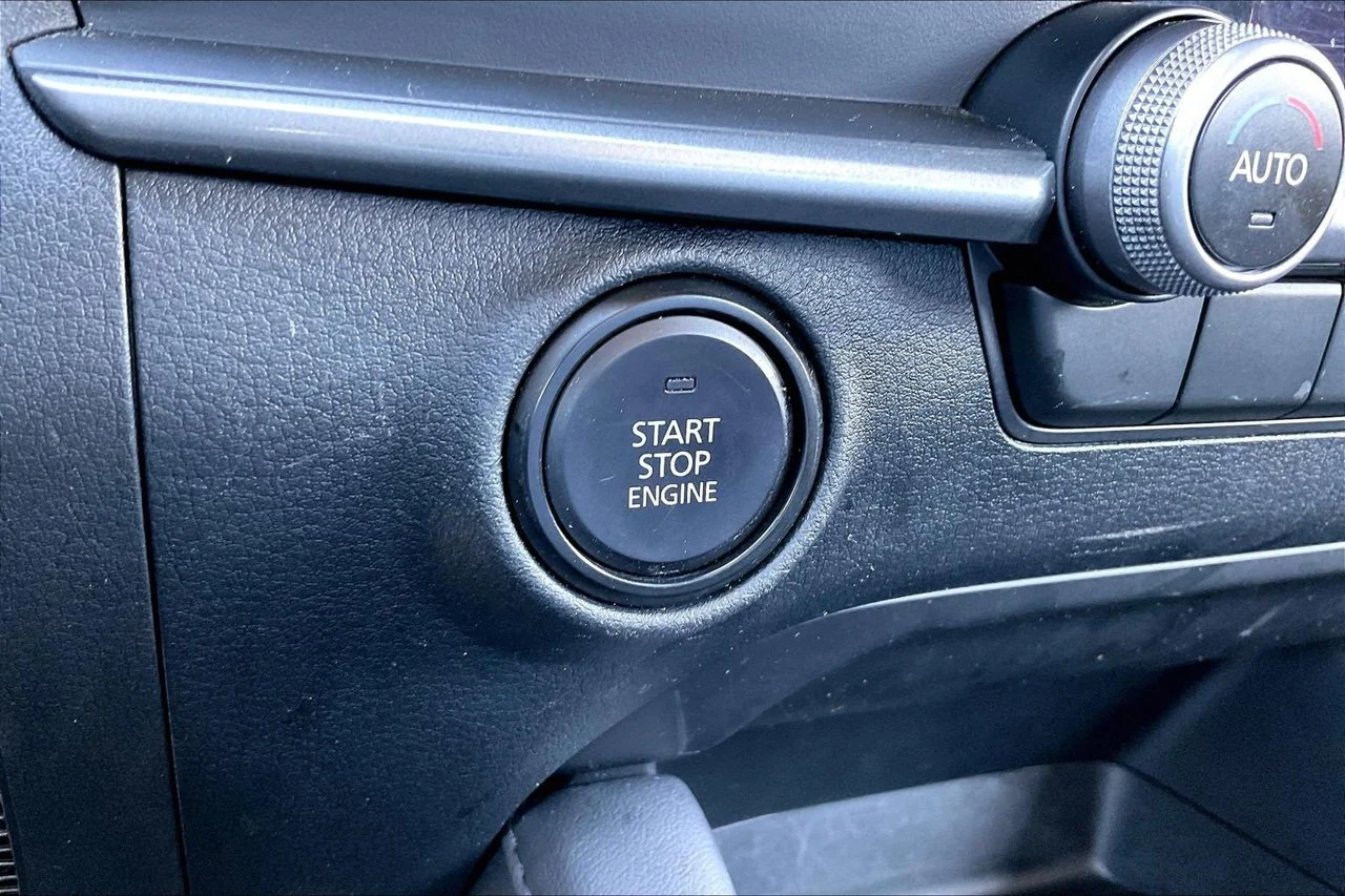 Certified Used 2025 Blue Mazda 2.5 S Select Sport image 26