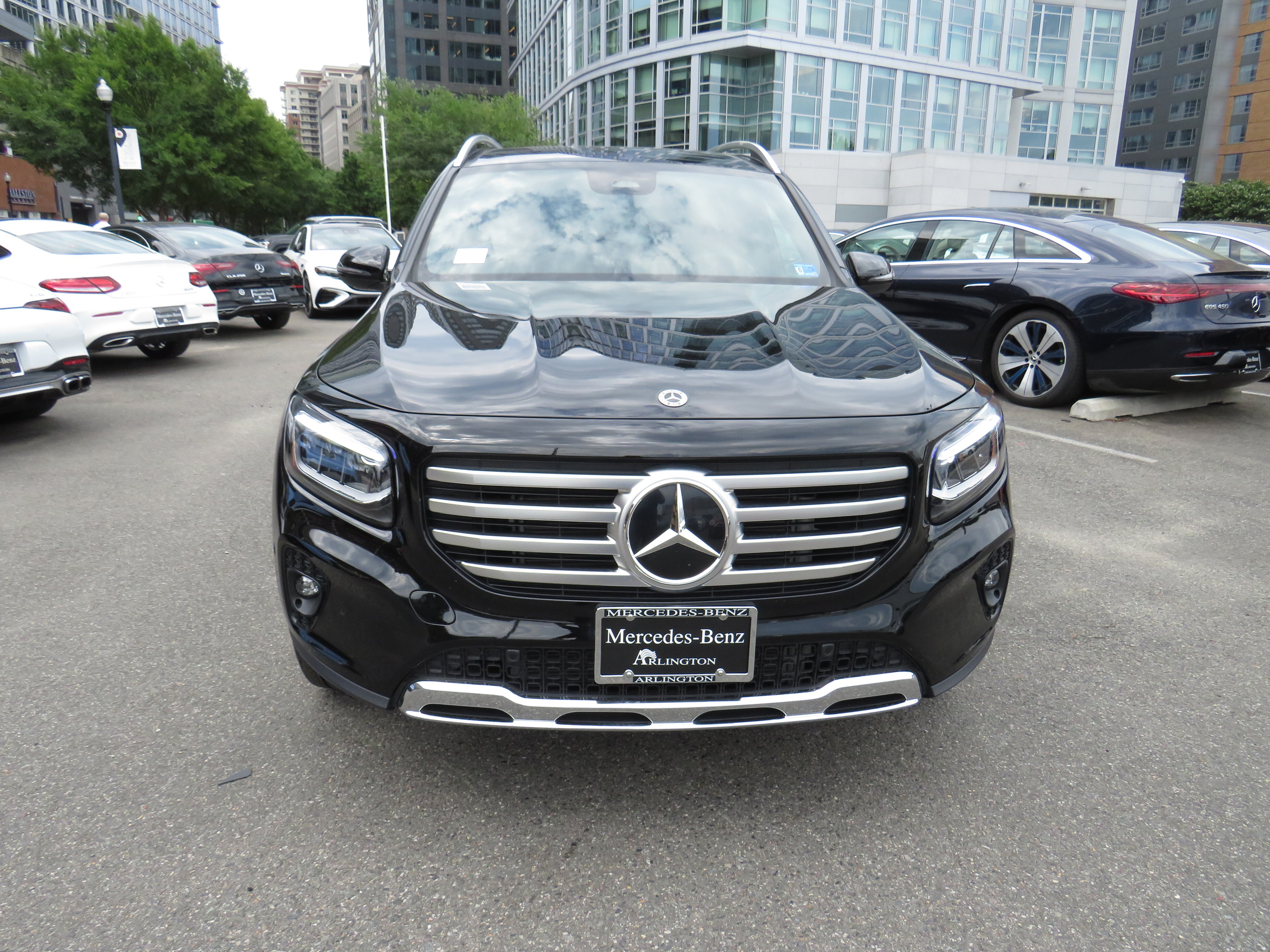 Used 2026 Night Black Mercedes-Benz GLB 250 4MATIC® image 6