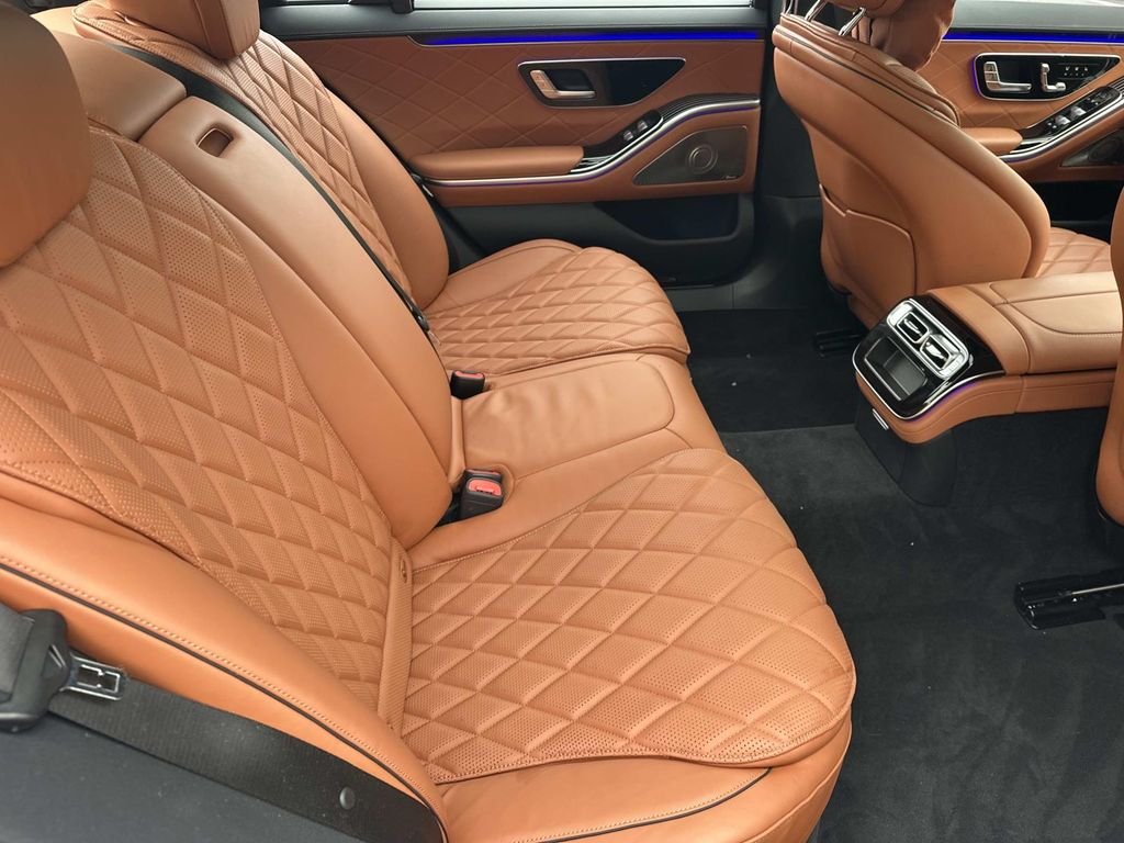 Certified Used 2023  Mercedes-Benz S 580 image 13
