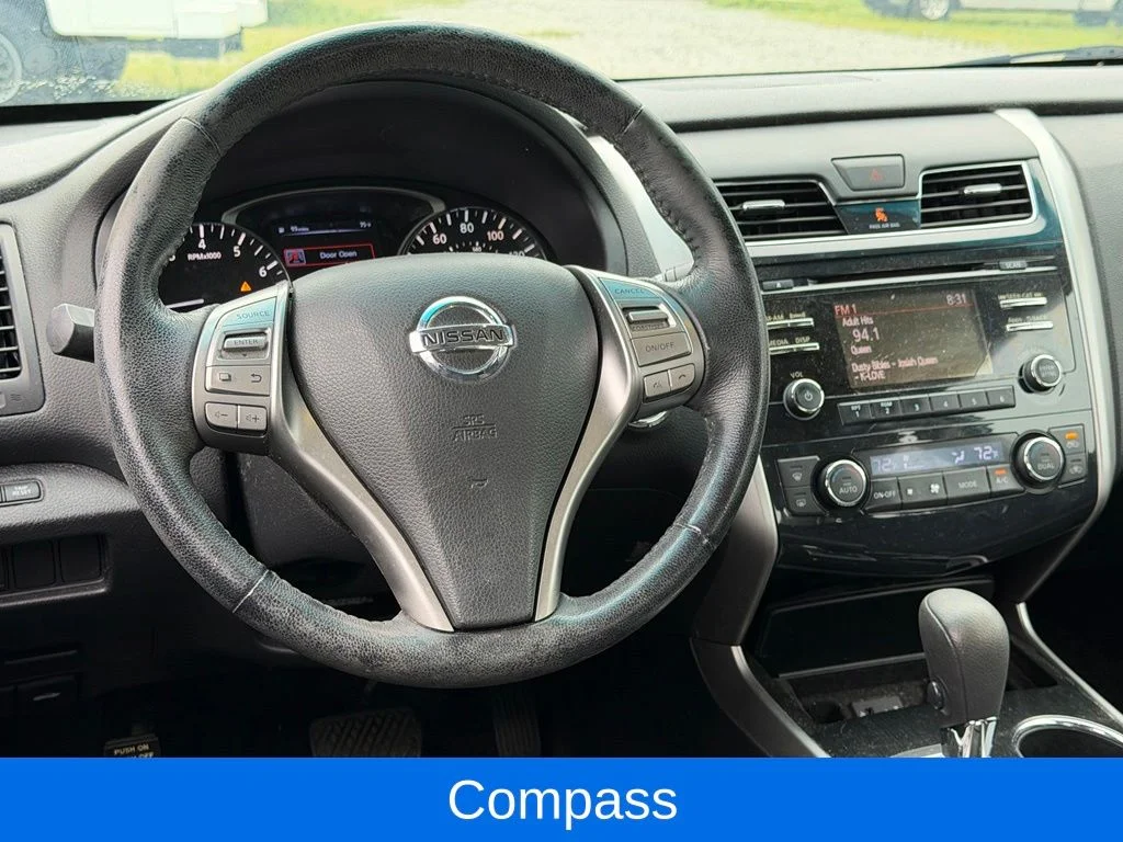 Used 2014 Gray Nissan 2.5 SV image 17