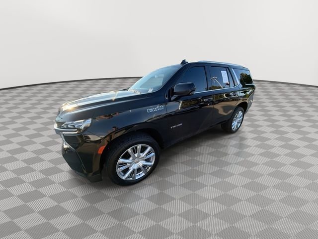Used 2021  Chevrolet High Country image 4