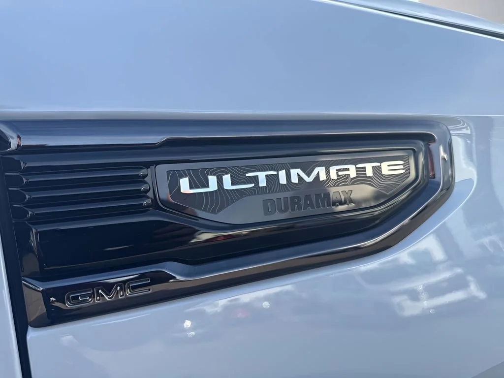 New 2026 Glacier White Tricoat GMC Denali Ultimate image 48