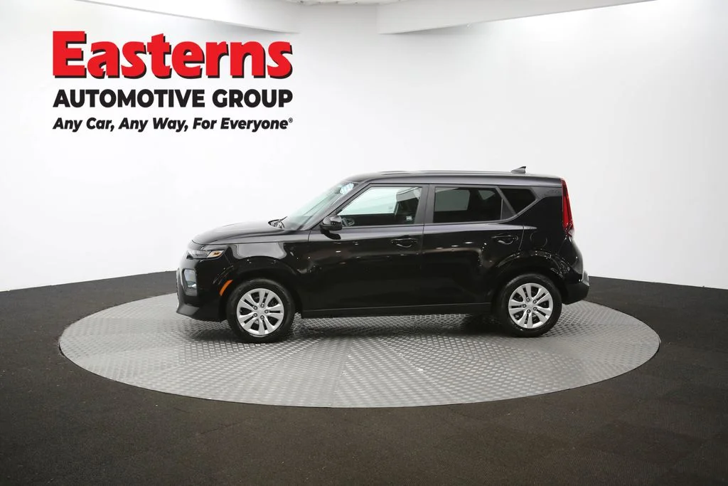 Used 2021 Black Kia LX image 57