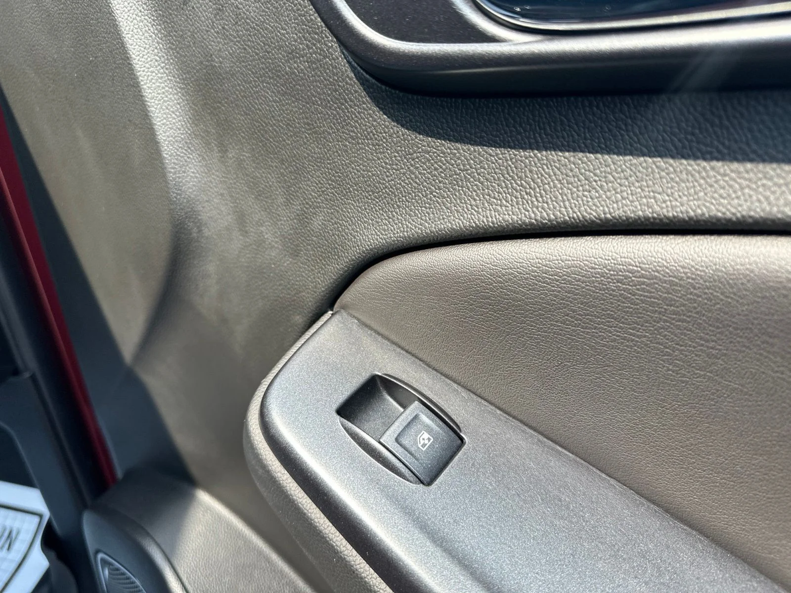 Used 2018 Red GMC SLT image 44