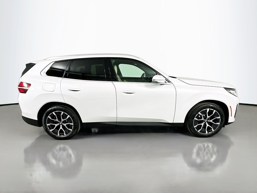 Used 2026 Mineral White Metallic BMW 30 xDrive image 4