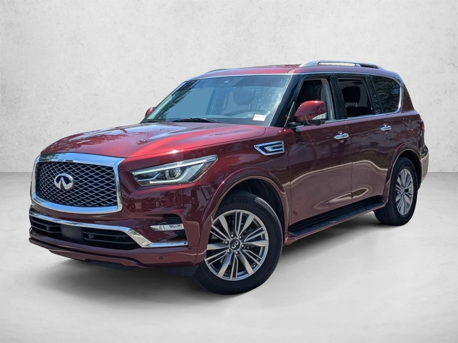 Used 2021 Coulis Red INFINITI LUXE image 1