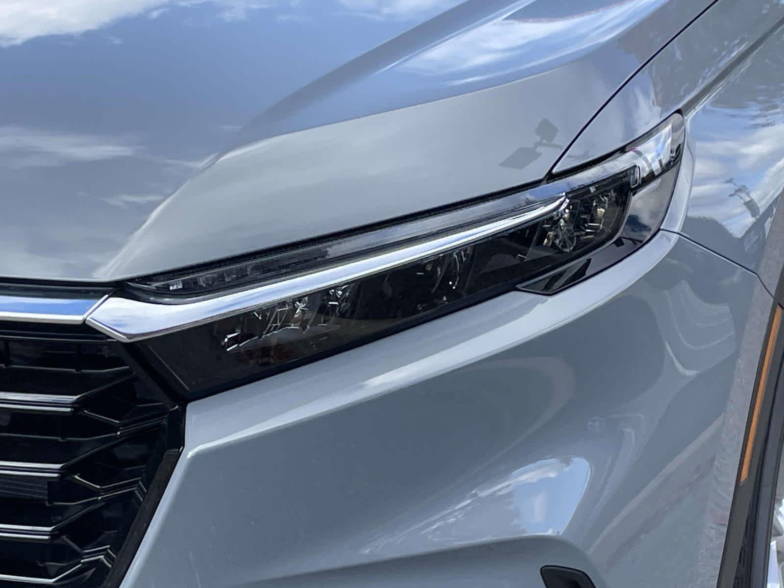 Used 2025 Urban Gray Pearl Honda EX-L image 18