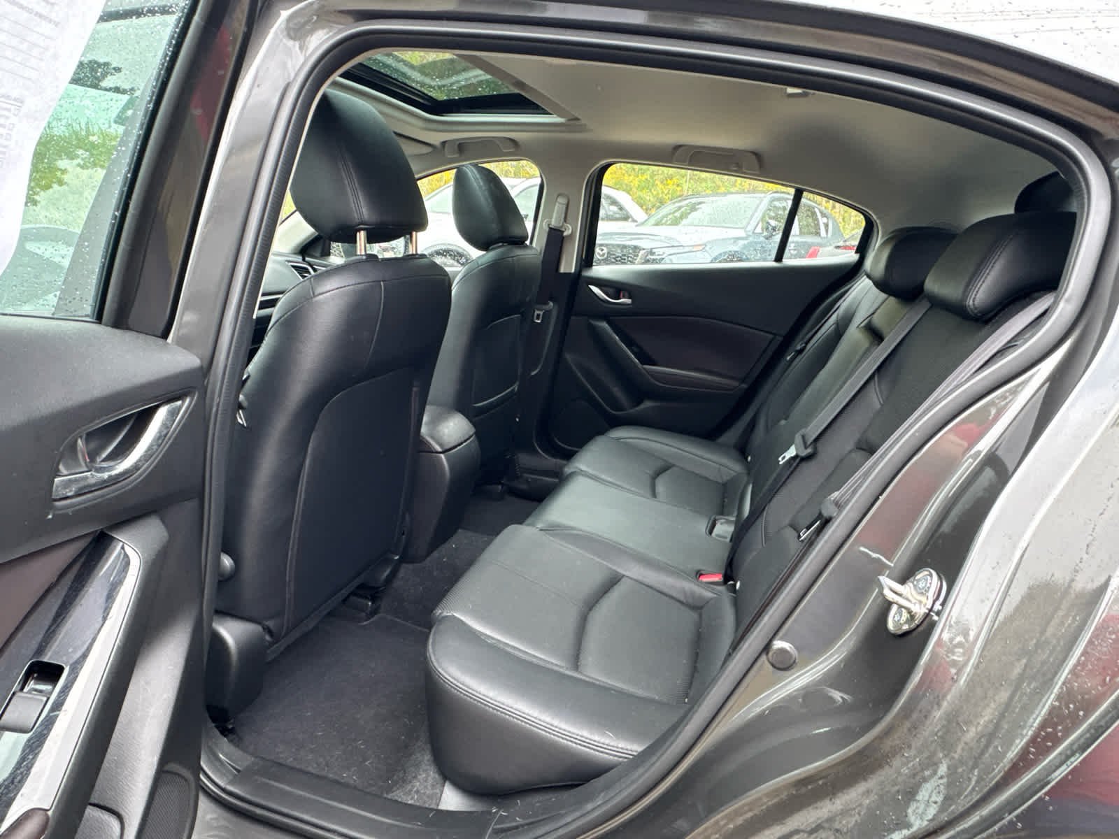 Used 2017 Machine Gray Metallic Mazda Grand Touring image 18