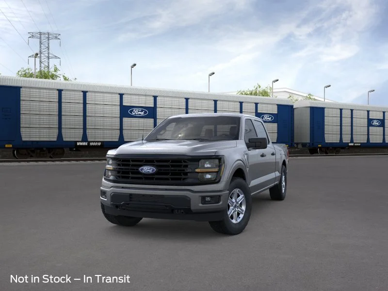 New 2026 Carbonized Gray Metallic Ford XLT image 2