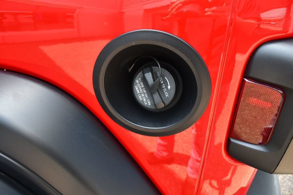 Used 2021 Red Jeep Unlimited Sport S image 31