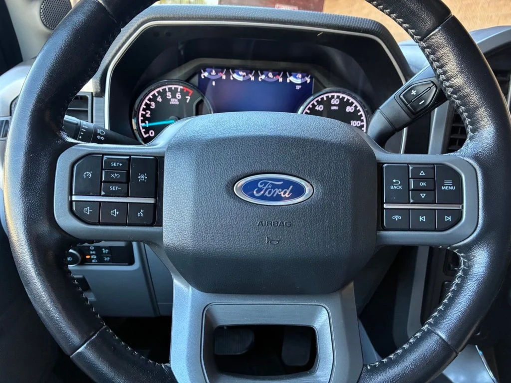 Used 2021 Black Ford XLT image 30