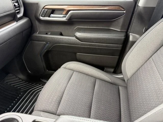 2023 Chevrolet Silverado 1500 LT - Photo 19