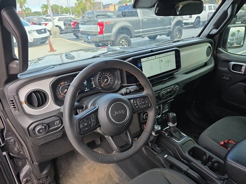 Used 2024 Crystal Metallic Jeep Sport image 12