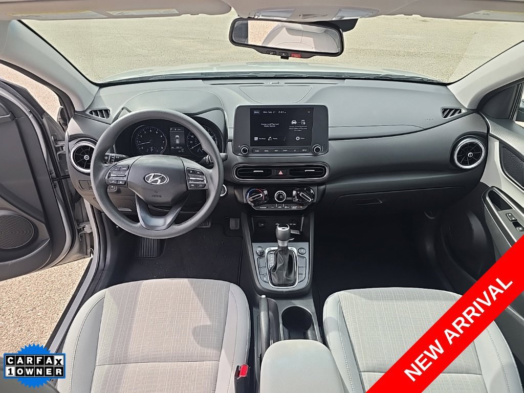 Used 2023 Silver Hyundai SEL image 8