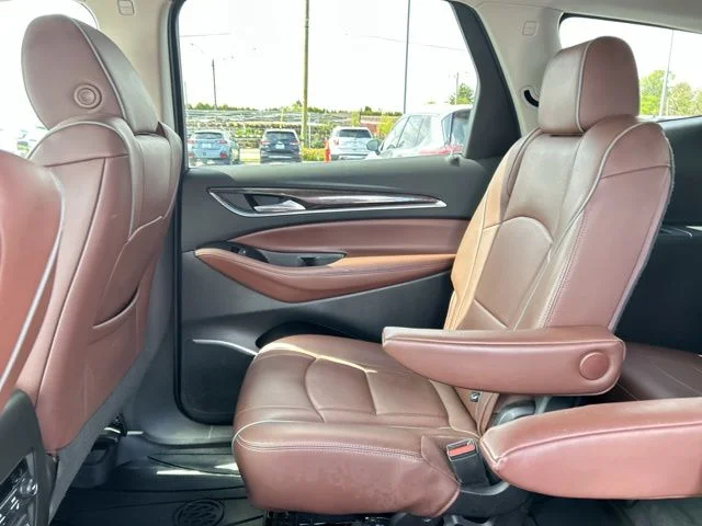 Used 2020 White Buick Avenir image 20