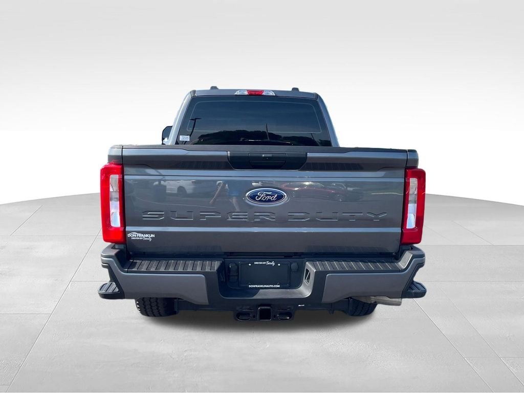 Used 2026 Gray Ford XL image 4