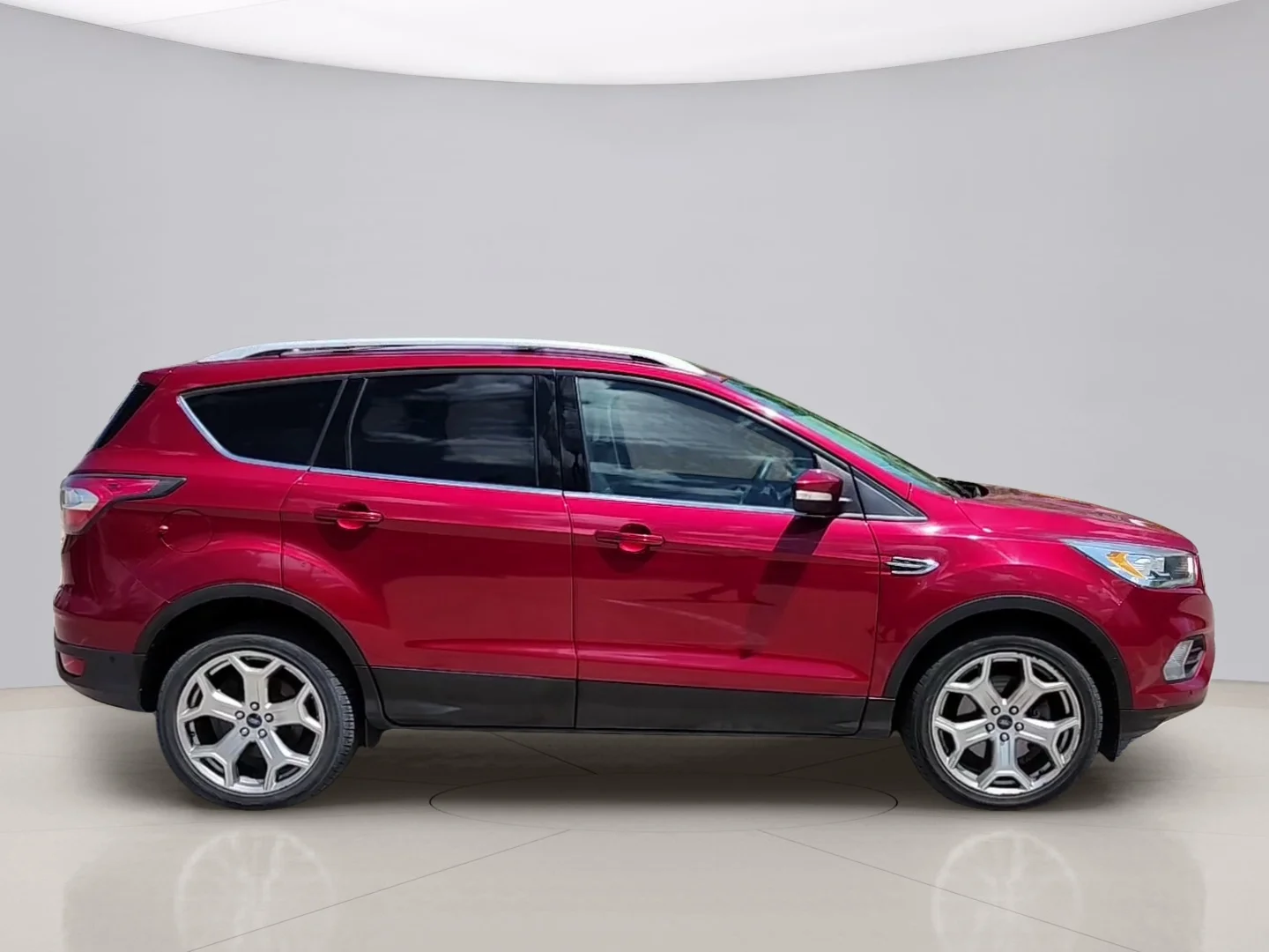 Used 2017 Red Ford TITANIUM image 6
