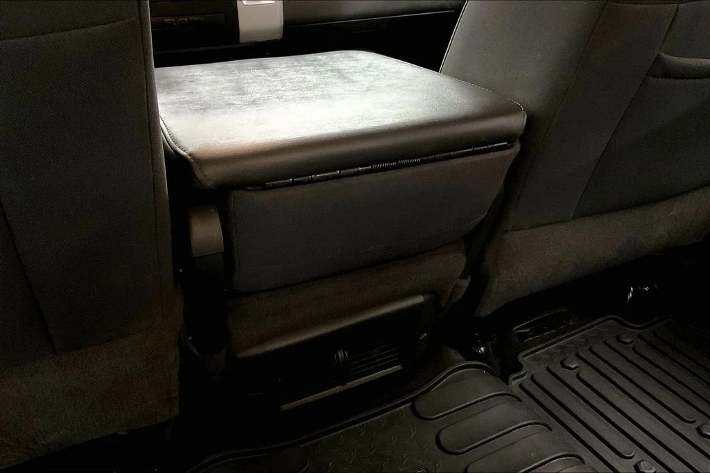 Used 2012 Gray Ram Big Horn image 38
