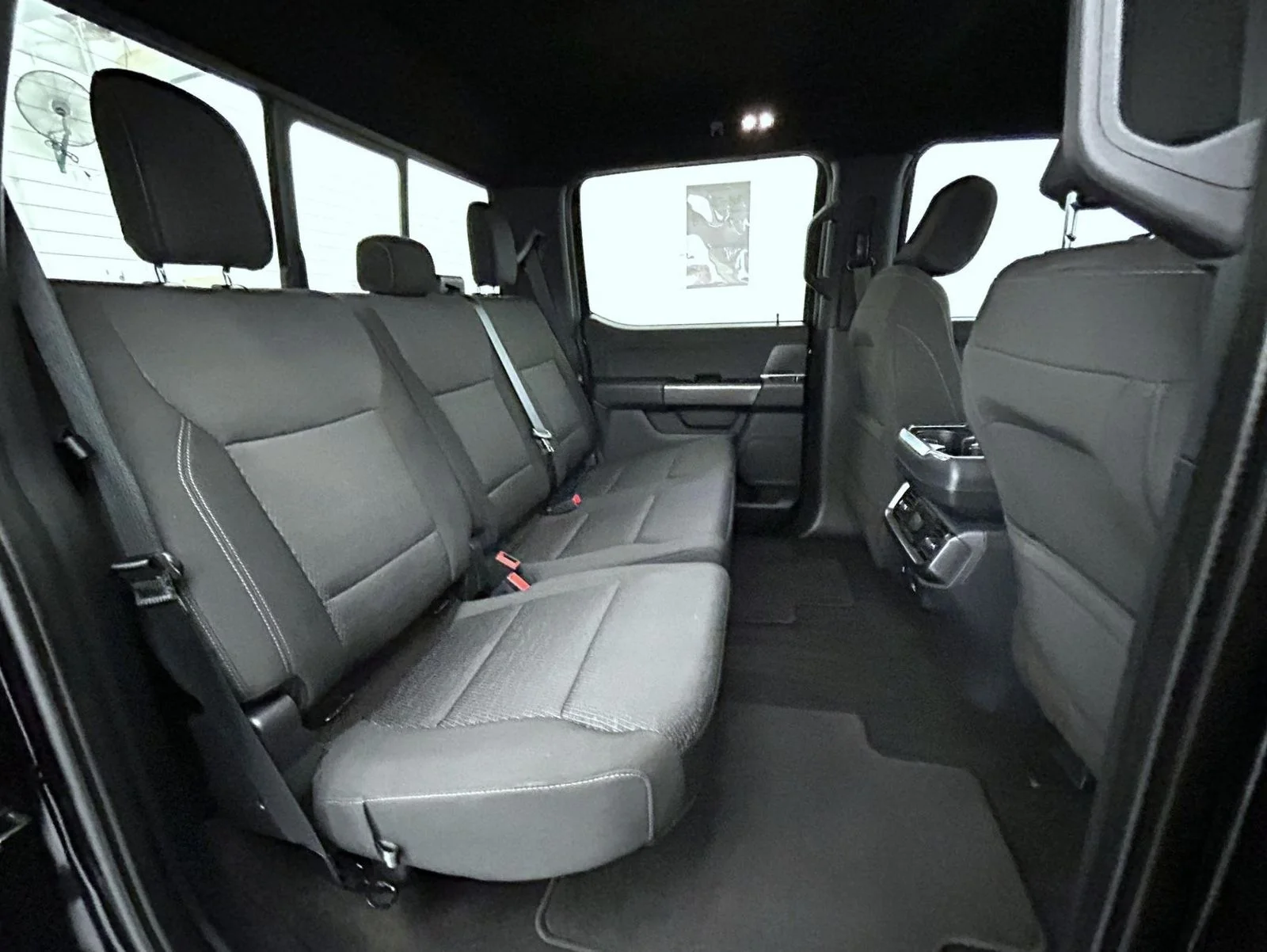 Used 2023 Black Ford XLT image 18