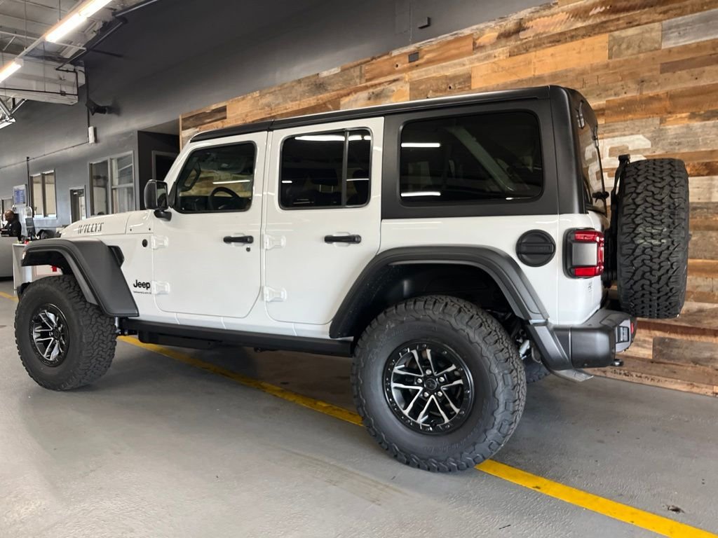 New 2027 Bright White Clearcoat Jeep Willys 392 image 21