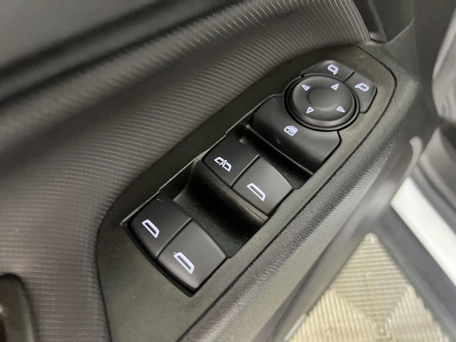 Used 2023 Summit White Chevrolet RS image 36