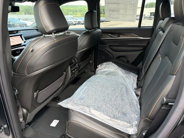 New 2026 Black Jeep  image 7