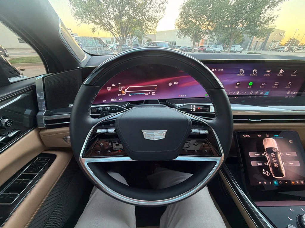 Used 2025 White Cadillac Sport 2 image 13