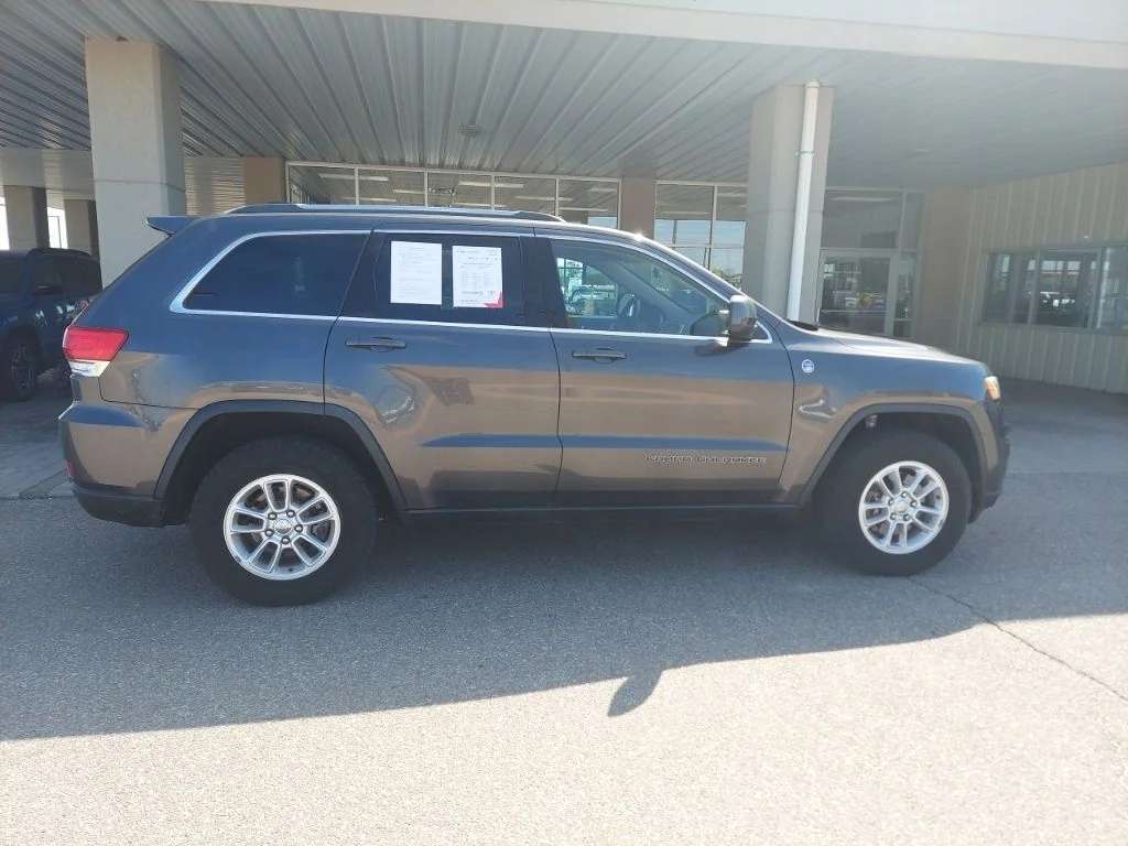 Certified Used 2019 Gray Jeep Laredo E image 8