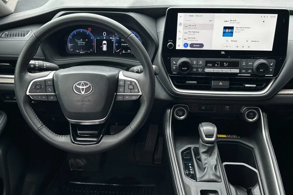 Used 2024 Pearl Toyota XLE image 14