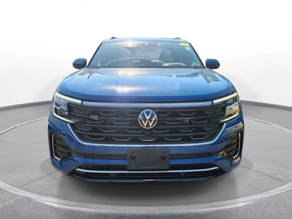 Used 2025 Blue Volkswagen 2.0T SEL Premium R-Line image 5