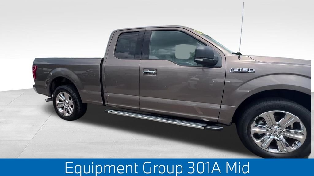 Used 2018 Gray Ford XLT image 2