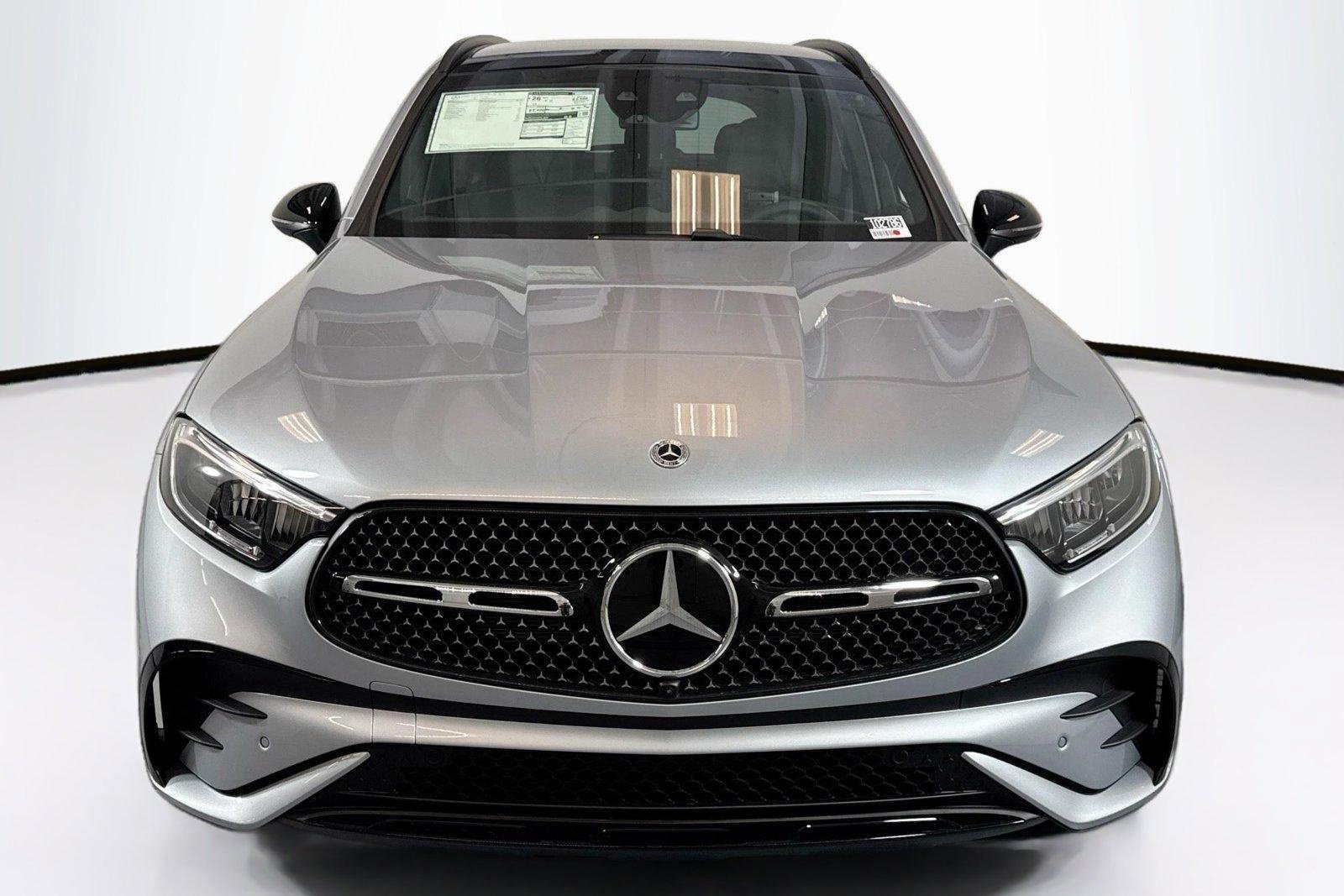 New 2026 Black Mercedes-Benz GLC 300 image 2