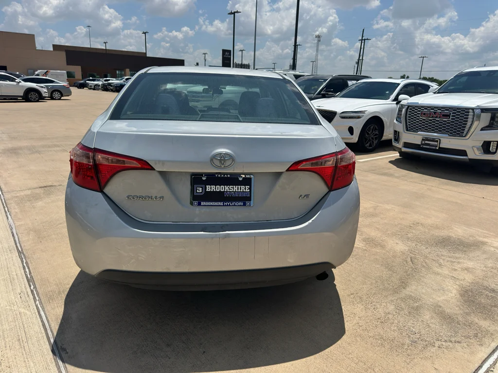Used 2019 Classic Silver Metallic Toyota LE image 6