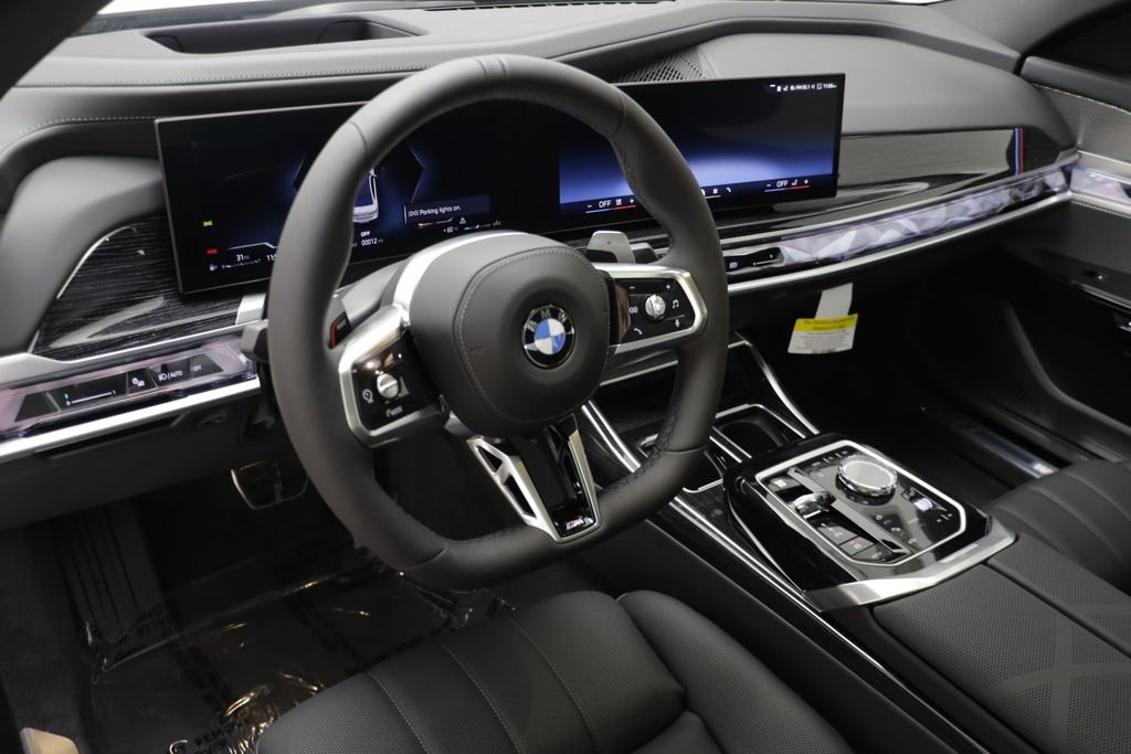 New 2026 Mineral White Metallic BMW 740i xDrive image 7