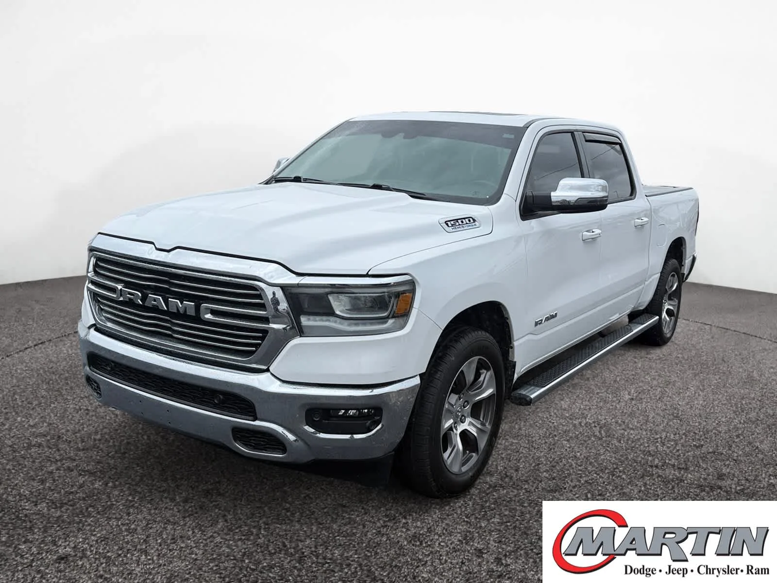2023 RAM 1500 Laramie 4x4 Crew Cab 5'7's photo