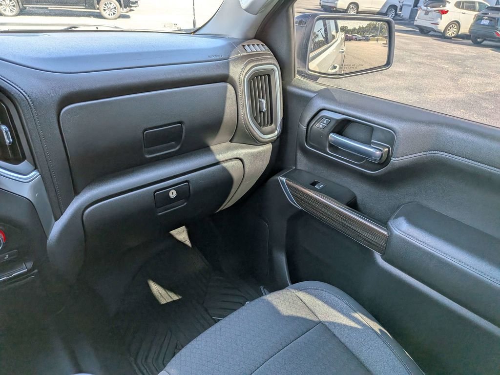 Used 2020 White Chevrolet RST image 17