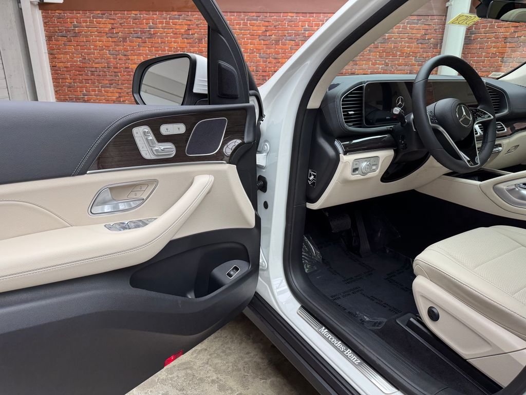New 2026 White Mercedes-Benz GLE 350 image 9
