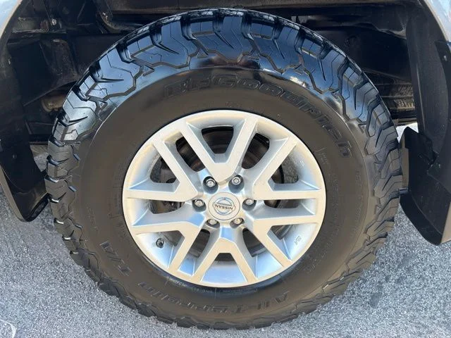 Used 2019 Gun Metallic Nissan SV image 9