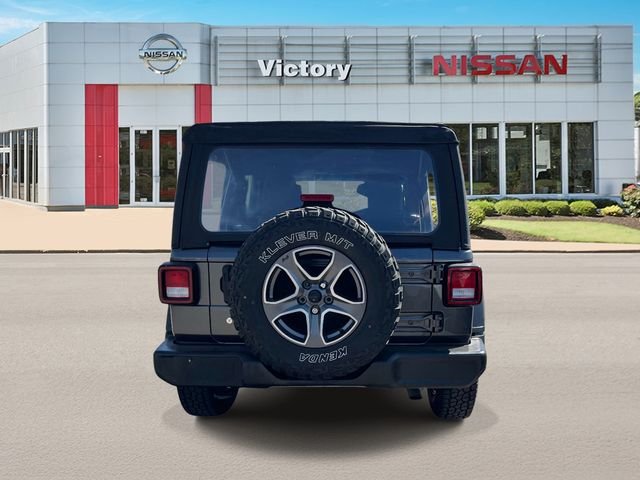 Used 2019 Gray Jeep Unlimited Sport image 4