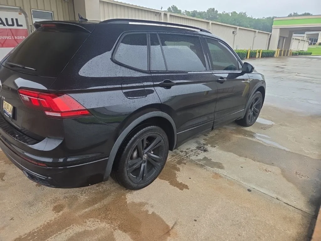 Used 2023 Deep Black Pearl Effect Volkswagen 2.0T SE R-Line Black image 5