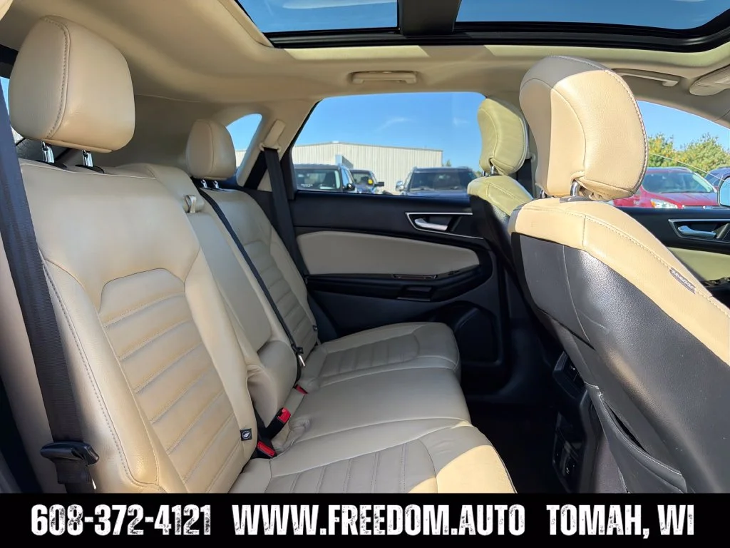 Used 2016 Black Ford SEL image 32