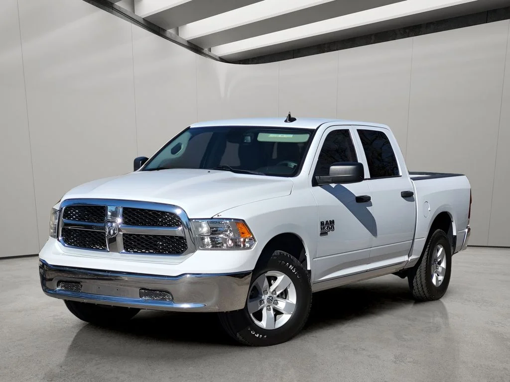 2023 RAM 1500 Classic SLT 4x4 Crew Cab 5'7's photo