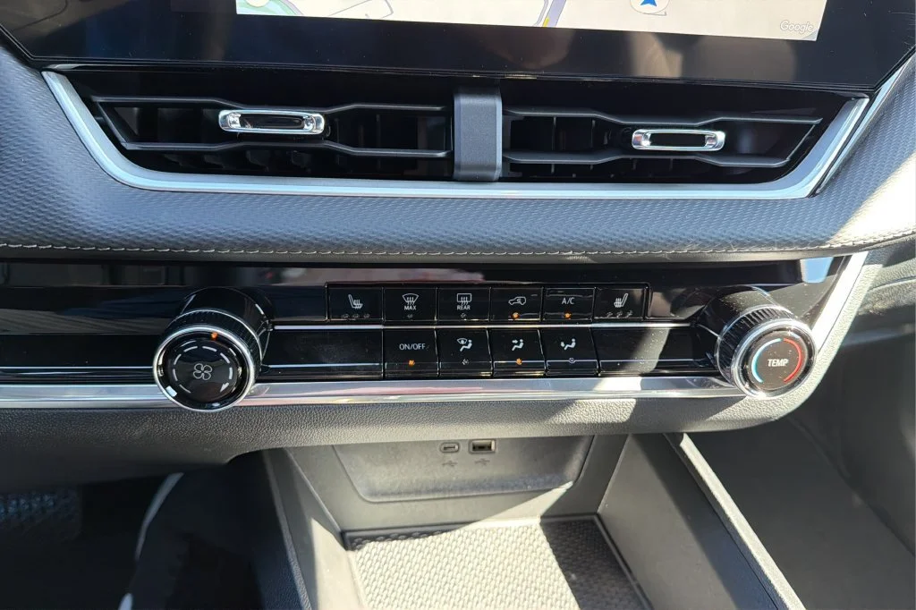 New 2027 Lakeshore Blue Metallic Chevrolet LT image 30