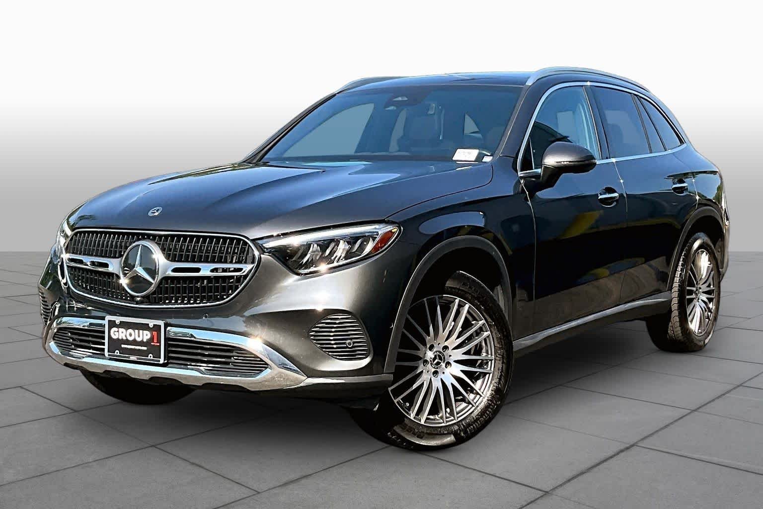 Used 2024 Graphite Grey Metallic Mercedes-Benz GLC 300 image 2