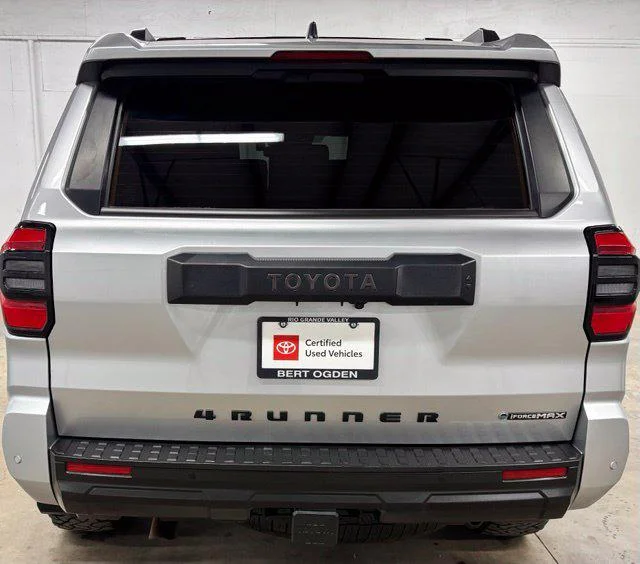 Used 2025 CUTTING EDGE Toyota  image 5