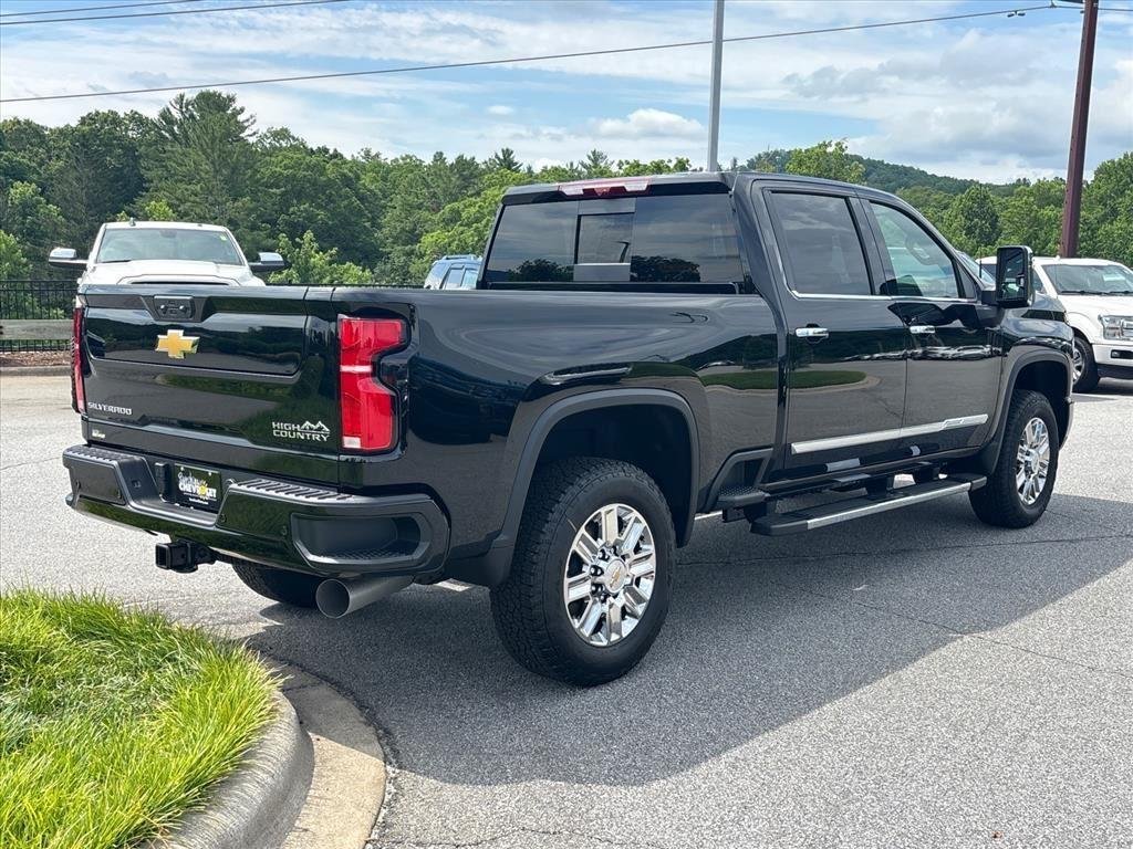 2026 Chevrolet Silverado 2500 HD High Country - Photo 4