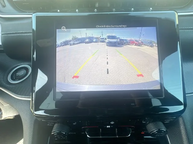 Used 2023 Gray Jeep Altitude image 20