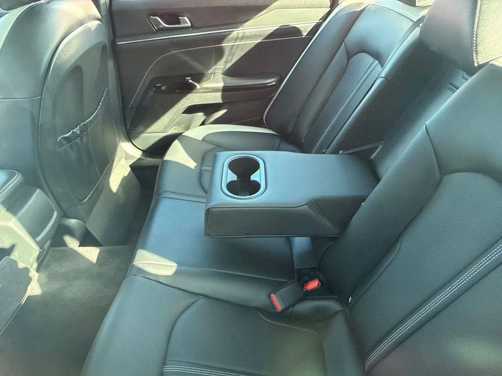 Used 2025 Black Kia GT-Line image 9