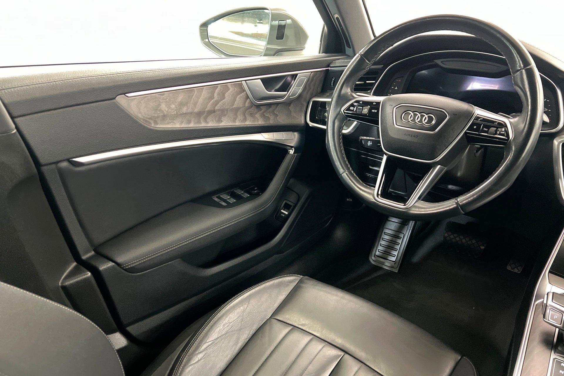 Used 2024 Black Audi Premium Plus image 12